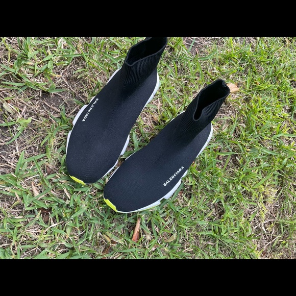 BALENCIAGA - Picture 6 of 8